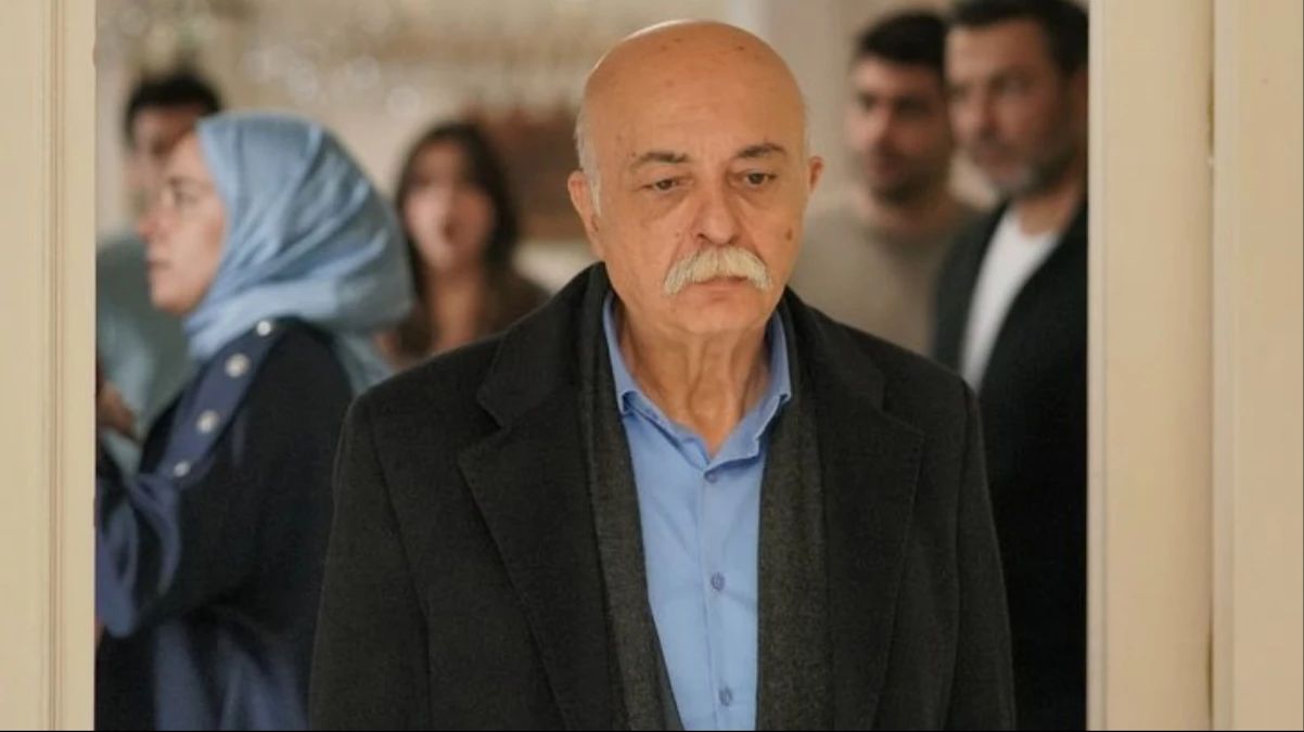 Settar Tanrı&ouml;ğen kendine gelir gelmez Kızılcık Şerbeti&rsquo;ni izledi! Yerine gelen ismi g&ouml;r&uuml;nce duygulandı - 1. Resim