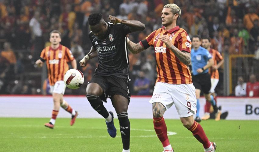 Beşiktaş'ta derbi öncesi sürpriz karar! Cezalı Gedson'un yerine Galatasaray'a karşı ilk 11'de oynayacak Beşiktaş'ta derbi öncesi sürpriz karar! Cezalı Gedson'un yerine Galatasaray'a karşı ilk 11'de oynayacak - 1. Resim