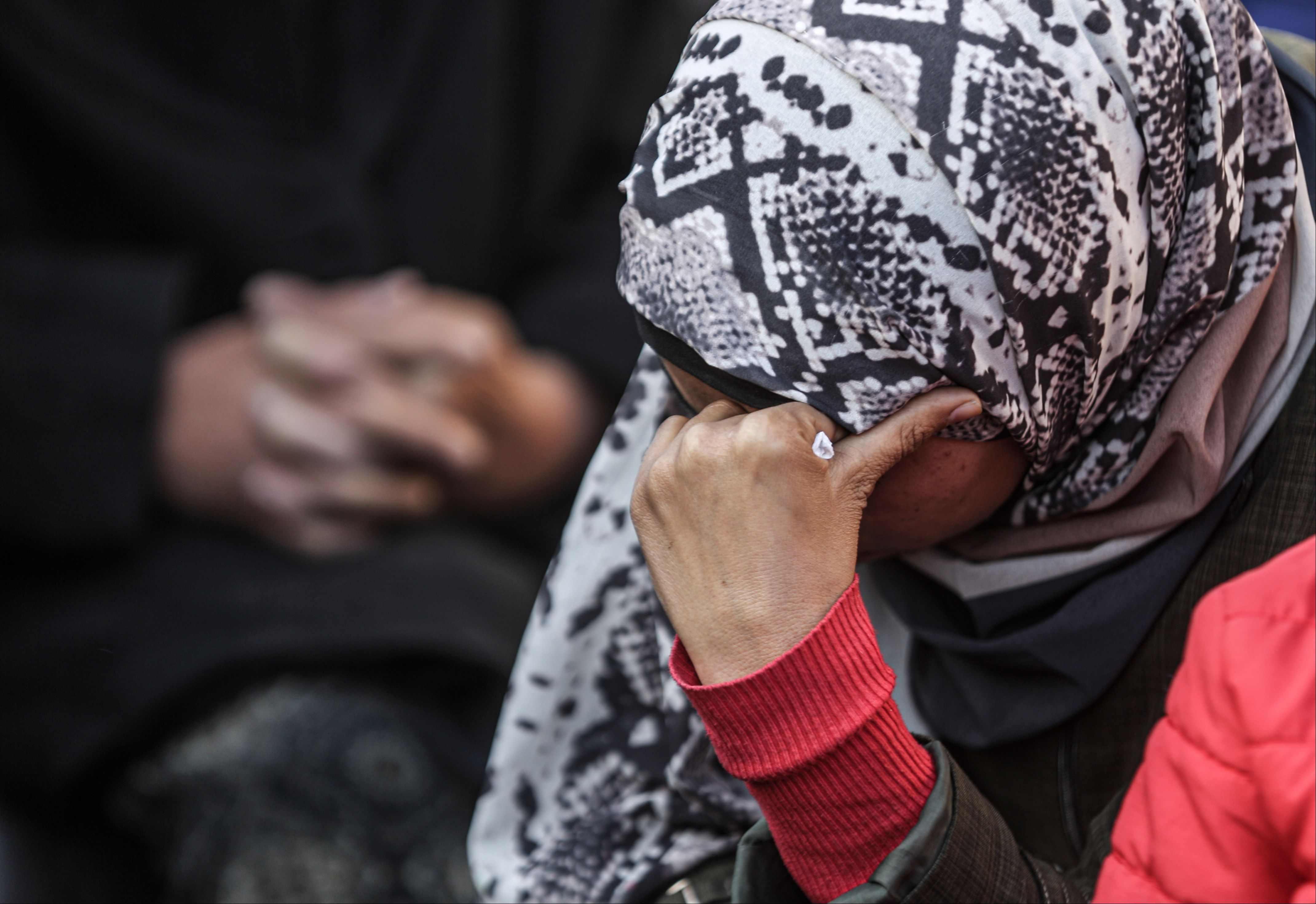 BM'den acı rapor: Kadınlar herkesten daha az ve en son yemek yiyor, gıdaya erişemiyor BM'den acı rapor: Kadınlar herkesten daha az ve en son yemek yiyor, gıdaya erişemiyor - 4. Resim