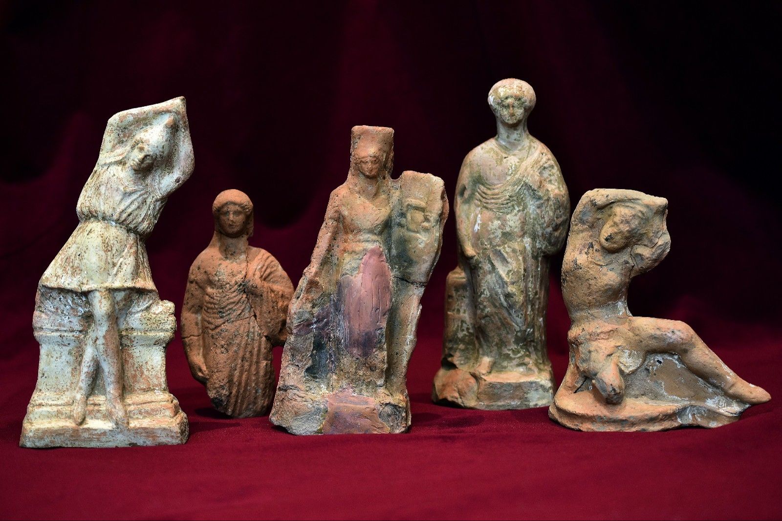 Bozcaada'daki antik şehir kazısından çocuk mezarlığı çıktı! - 2. Resim