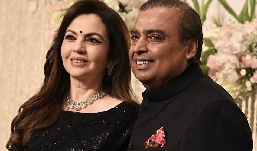 Milyarder Mukesh Ambani’nin oğlu evleniyor! Düğün öncesi partide sahne alan Rihanna’ya rekor ücret Milyarder Mukesh Ambani’nin oğlu evleniyor! Düğün öncesi partide sahne alan Rihanna’ya rekor ücret - 1. Resim