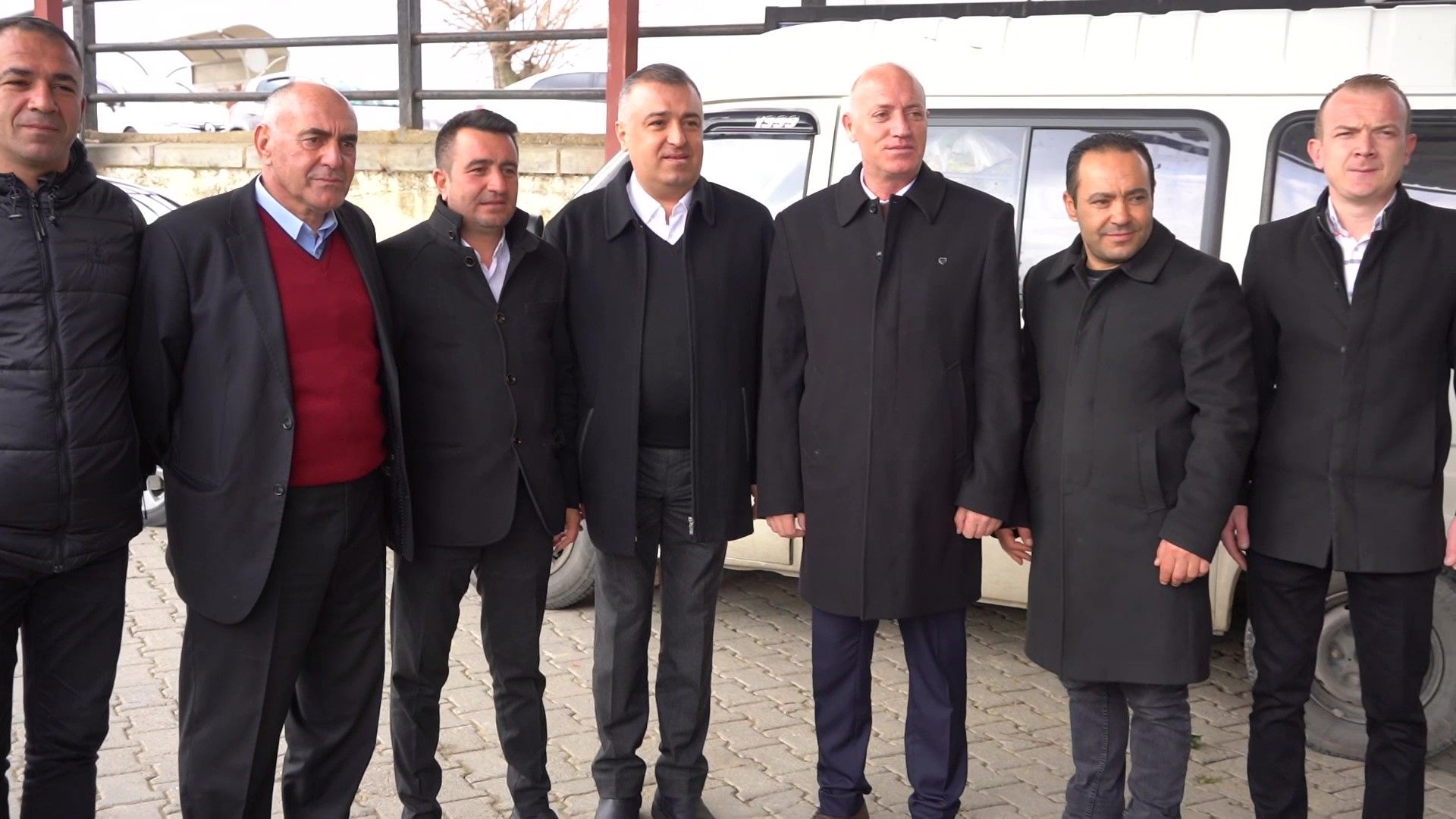 Rakip adaylar bu kez sandıkta değil sokakta mücadele etti Rakip adaylar bu kez sandıkta değil sokakta mücadele etti - 1. Resim
