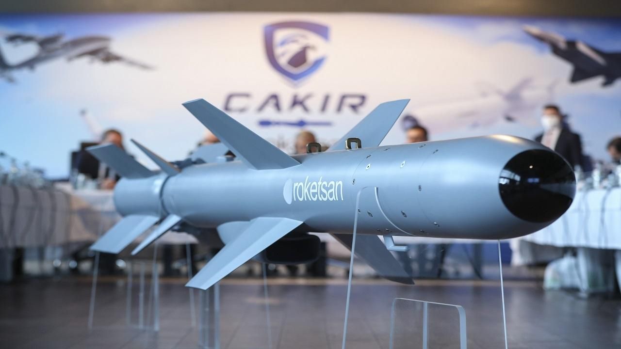 Seyir füzesi Çakır, yabancı basının gündeminde: Hedeflerini yerle bir ediyor