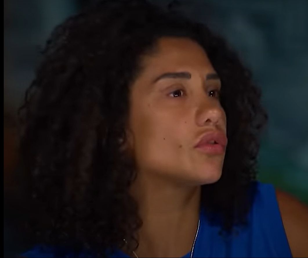 Survivor Aysu'nun abisinin adaya yiyecek yolladığı ortaya çıktı Survivor Aysu'nun abisinin adaya yiyecek yolladığı ortaya çıktı. - 1. Resim