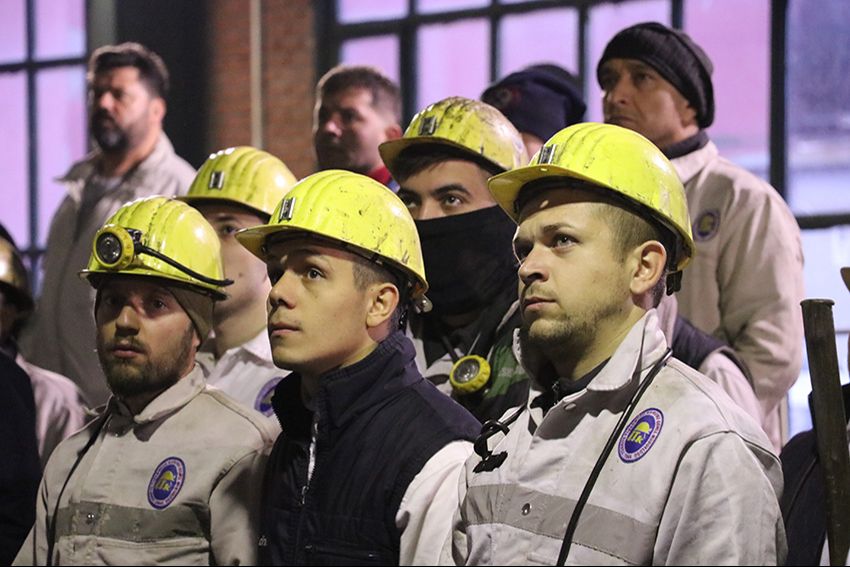 32 senelik acı! Grizu faciasında hayatını kaybeden 263 madenci dualarla anıldı - 5. Resim