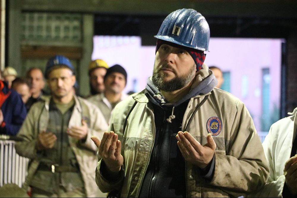 32 senelik acı! Grizu faciasında hayatını kaybeden 263 madenci dualarla anıldı - 4. Resim