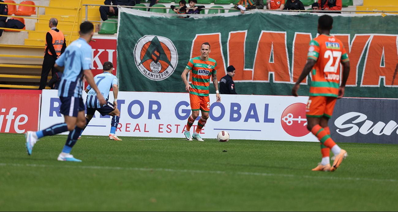 Alanyaspor teknik direktörü Fatih Tekke hayatı ve biyografisi Alanyaspor teknik direktörü Fatih Tekke hayatı ve biyografisi - 1. Resim