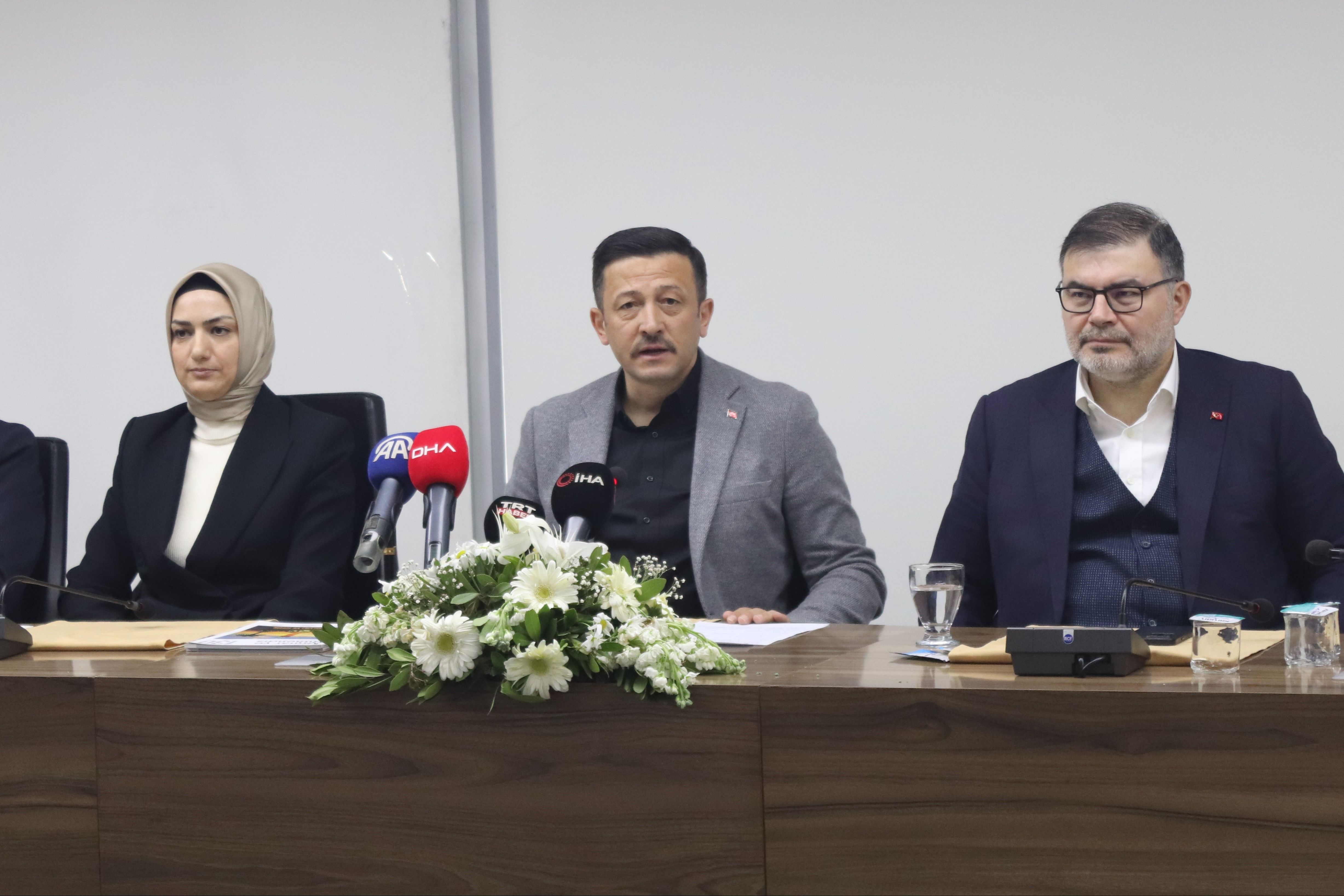 Hamza Dağ'dan dikkat çeken 'ulaşım' vaadi: Trafikte kalma süresi 10 dakikaya düşecek - 1. Resim