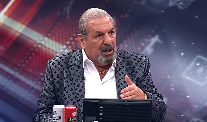 Herkes derbiyi bıraktı, Erman Toroğlu’nun ceketini konuşuyor! Fiyatıyla dudak uçuklattı Herkes derbiyi bıraktı, Erman Toroğlu’nun ceketini konuşuyor! Fiyatıyla dudak uçuklattı - 1. Resim