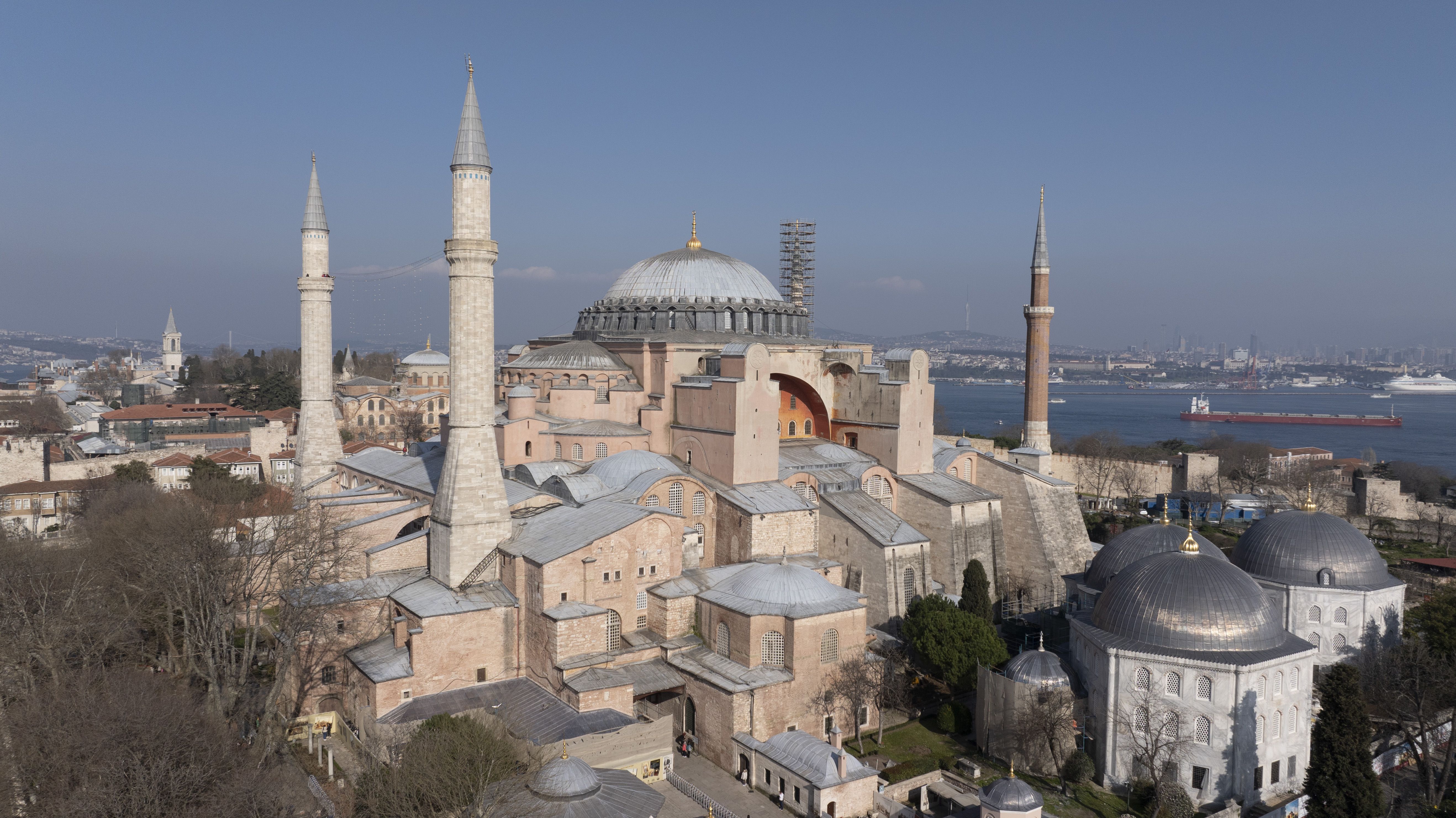 Kelime-i tevhid ile merhaba! Ayasofya Camisi'ne 