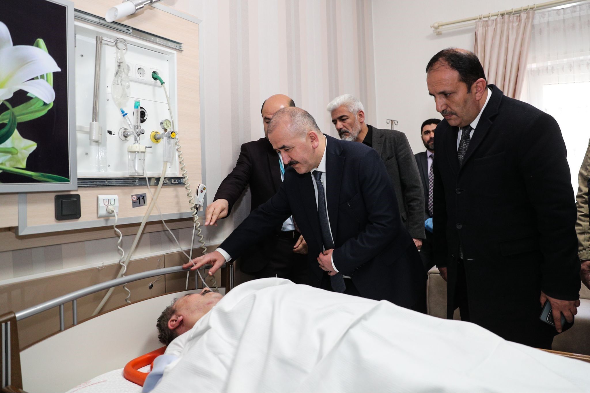 Trafik kazası geçirmişti, hastaneden ilk görüntü! BBP lideri Mustafa Destici'nin sağlık durumu nasıl? Trafik kazası geçirmişti! BBP lideri Mustafa Destici'nin sağlık durumu nasıl? - 3. Resim