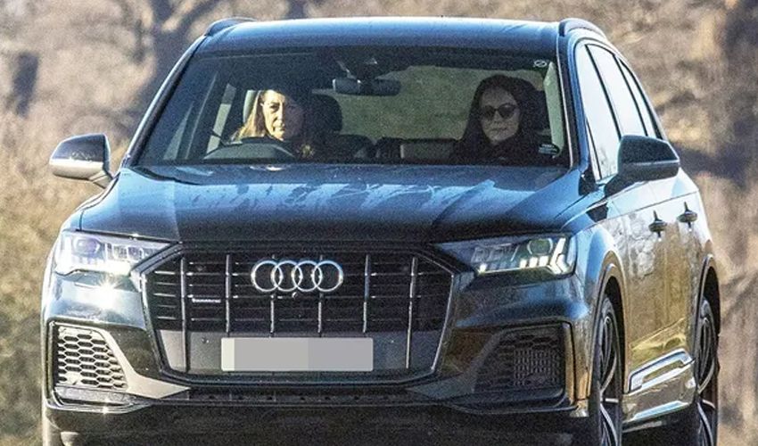 Ameliyat sonrası kayıplara karışan Kate Middleton günler sonra ortaya çıktı Ameliyat sonrası kayıplara karışan Kate Middleton günler sonra ortaya çıktı - 2. Resim