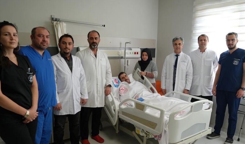 Çatıdan düşen adam yıllar sonra derdine derman buldu Çatıdan düşen adam yıllar sonra derdine derman buldu - 2. Resim