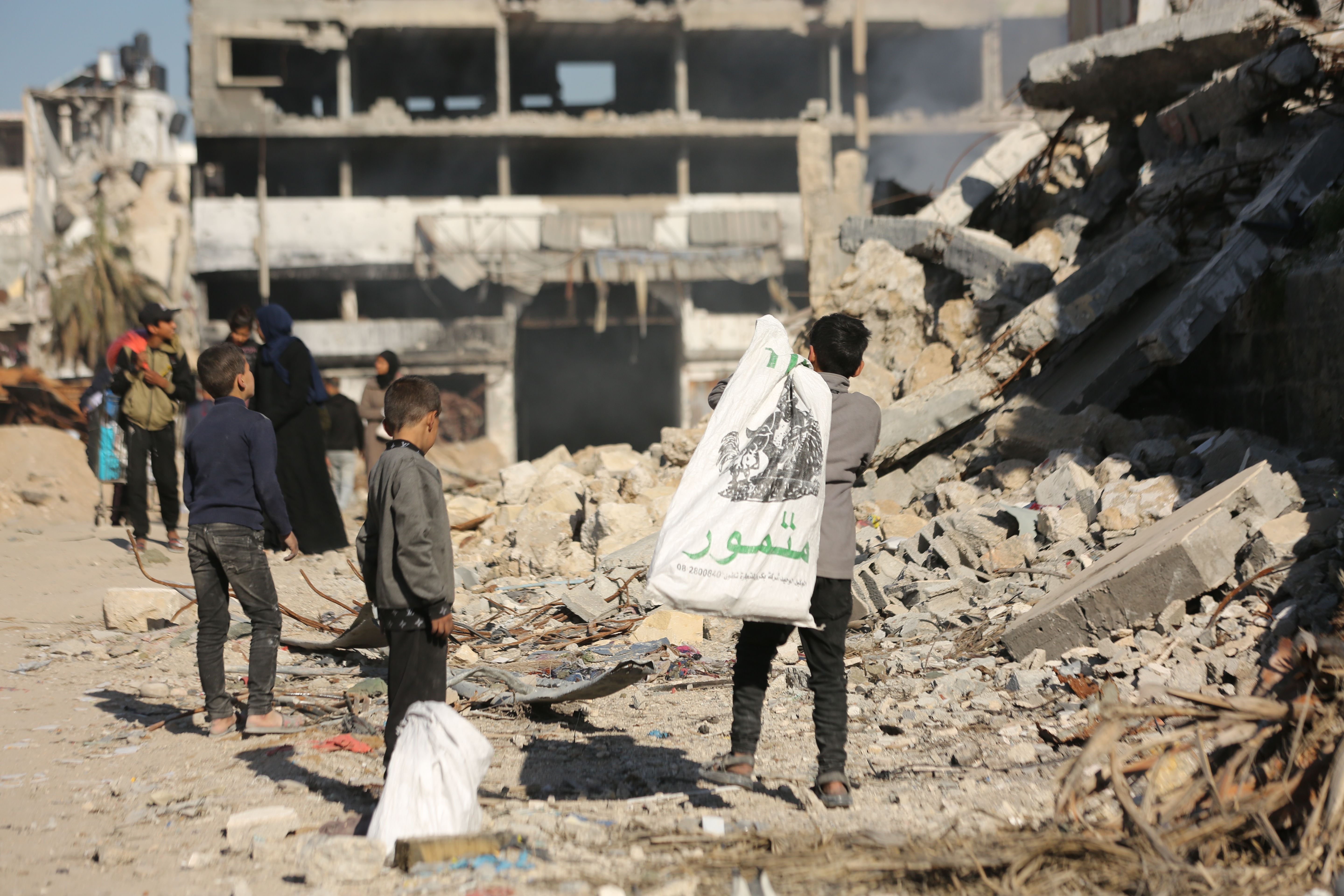 İsrail, Netanyahu'nun 'grip' numarasını konuşuyor: Hükümet toplantılarından kaçıyor İsrail, Netanyahu'nun 'grip' numarasını konuşuyor: Hükümet toplantılarından kaçıyor - 4. Resim