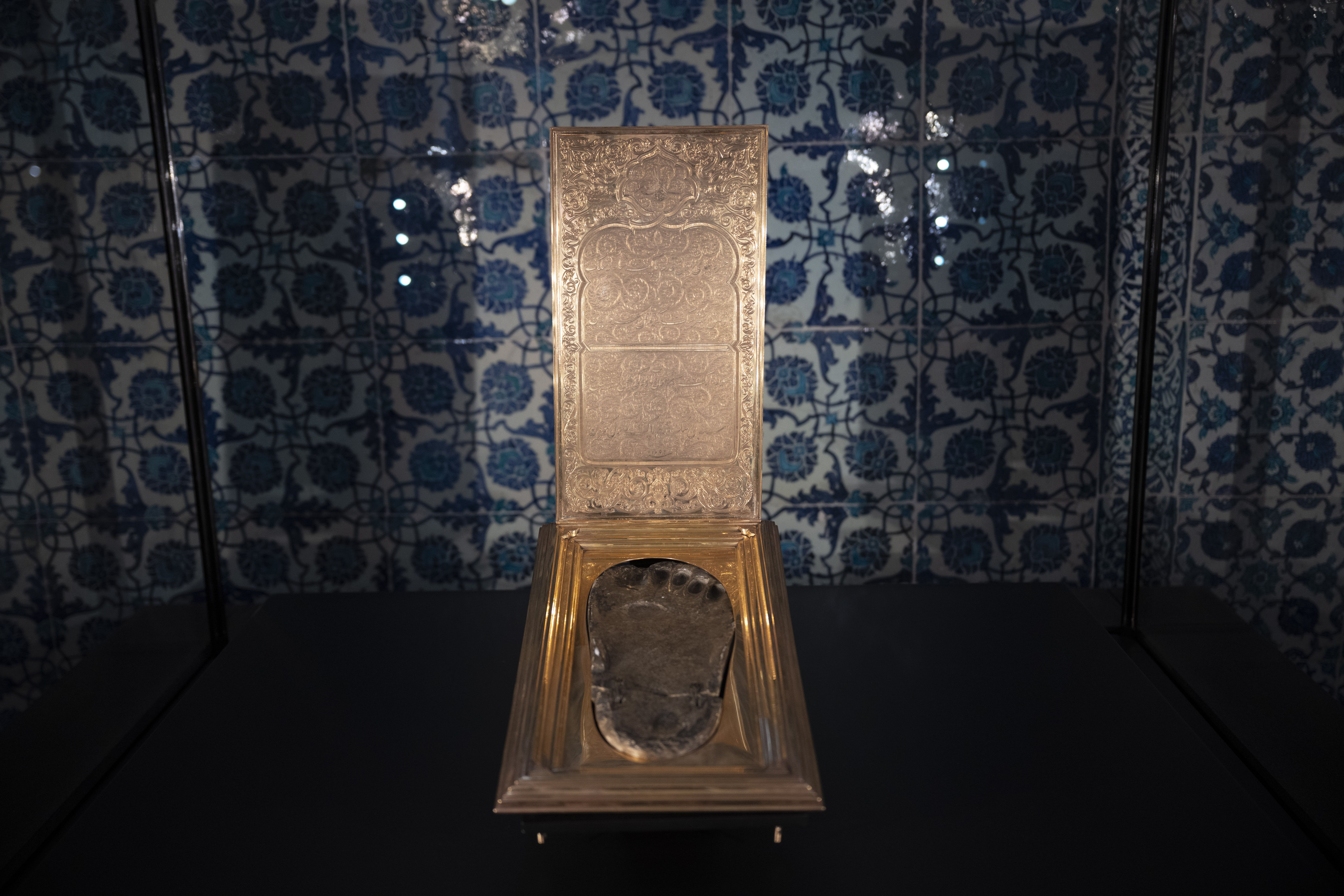 Mukaddes Emanetler Dairesi titizlikle temizlendi! Topkapı Sarayı Ramazan'da yeni sergi düzeniyle ziyaretçilere açık - 7. Resim