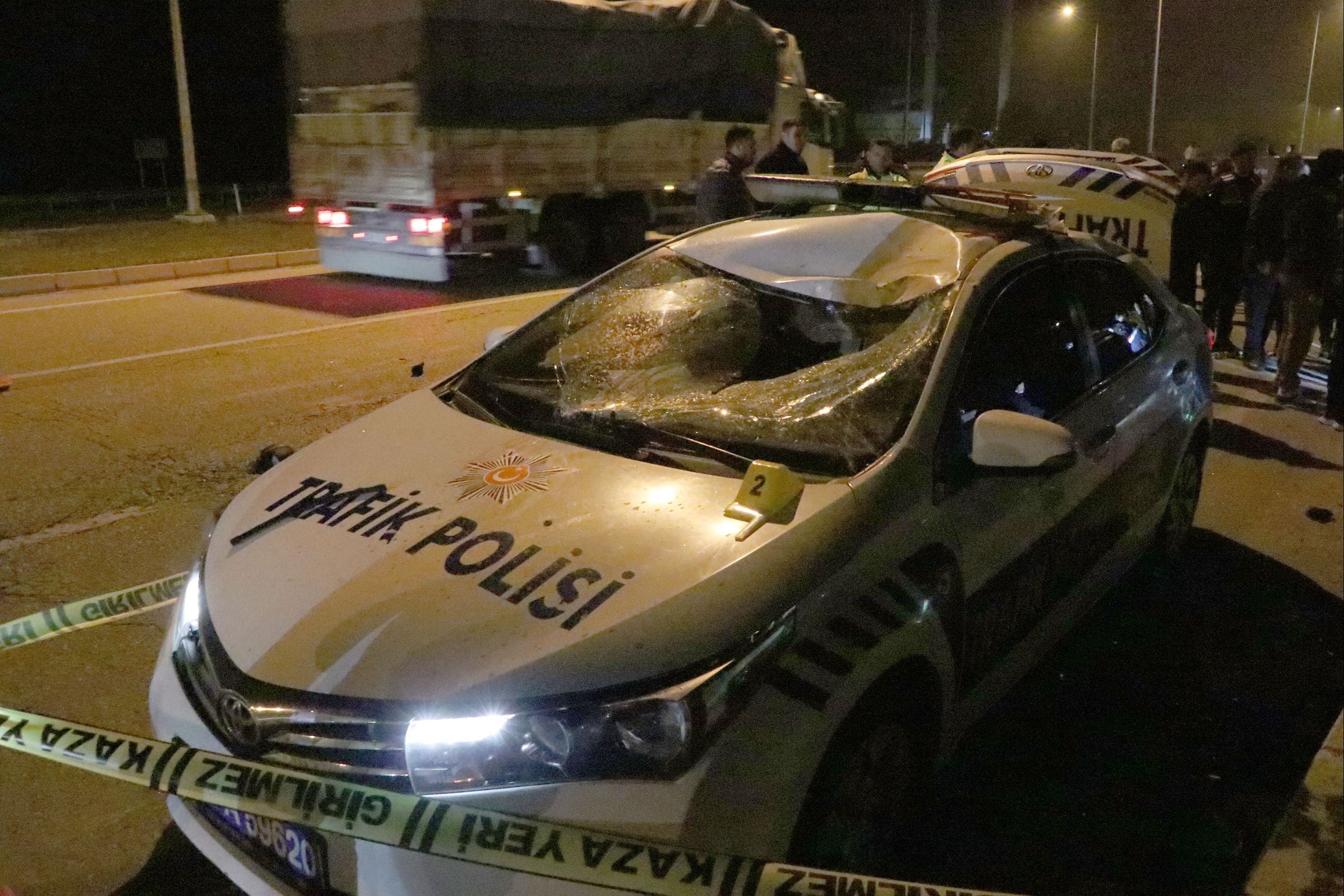 Samsun’dan acı haber! Kaza yaptıktan sonra kaçan sürücü bir polisi şehit etti - 1. Resim