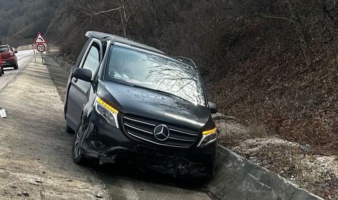 Mustafa Destici'den dikkat çeken 'yerel seçim' mesajı: Bu hava şartlarında şartlarda yapılmaması lazım Trafik kazası geçiren Mustafa Destici'nin son sağlık durumu belli oldu - 1. Resim