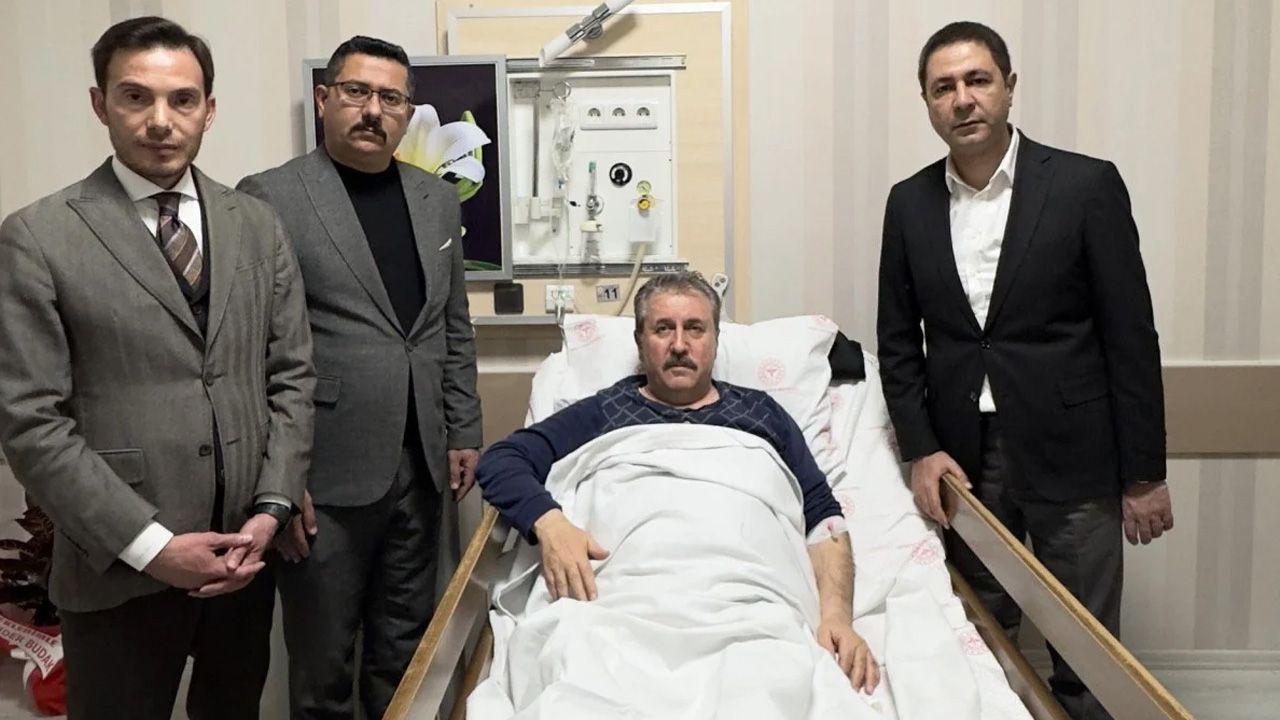 Mustafa Destici'den dikkat çeken 'yerel seçim' mesajı: Bu hava şartlarında şartlarda yapılmaması lazım Trafik kazası geçiren Mustafa Destici'nin son sağlık durumu belli oldu - 3. Resim