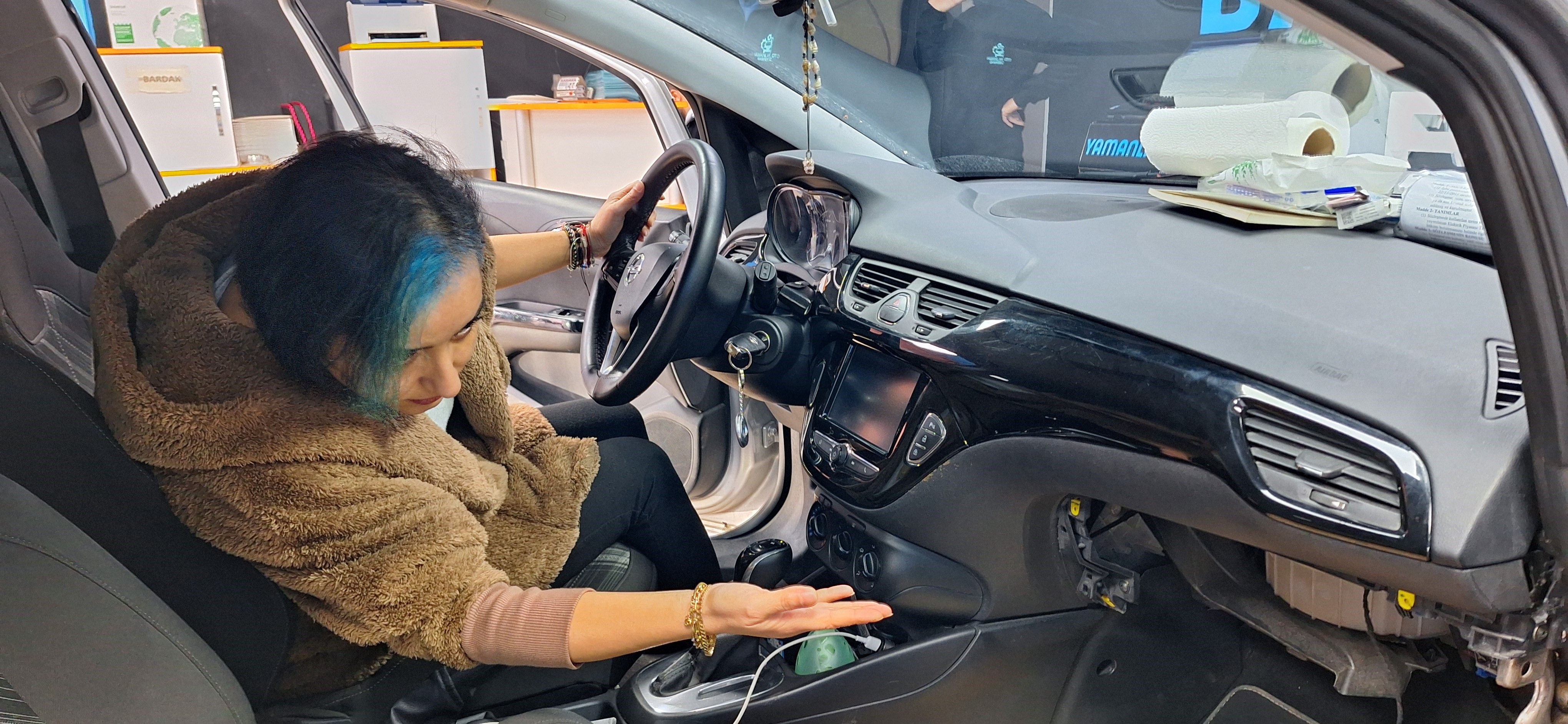 700 bin TL'ye aldığı otomobili tamirciye götürünce hayatının şokunu yaşadı 700 bin TL'ye aldığı otomobili tamirciye götürünce hayatının şokunu yaşadı - 2. Resim