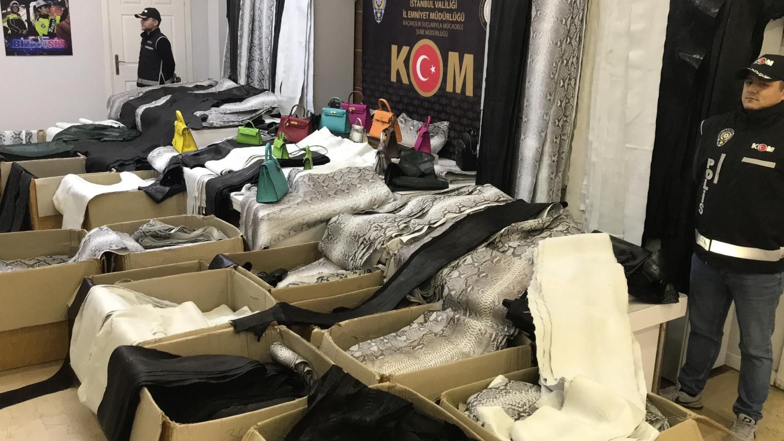 Gümrükten hasır çanta diye geçirildi gerçek bambaşka çıktı Gümrükten hasır çanta diye geçirildi gerçek bambaşka çıktı - 2. Resim