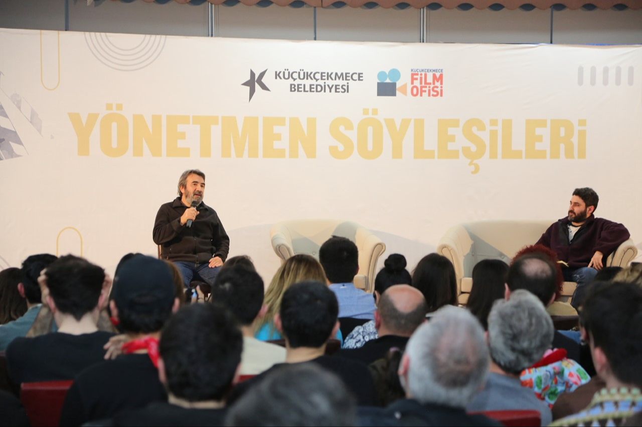 Merak edilenleri cevapladı! Zeki Demirkubuz: Kimse kendinde özgün olanı ortaya çıkarmıyor Merak edilenleri cevapladı! Zeki Demirkubuz: Kimse kendinde özgün olanı ortaya çıkarmıyor - 1. Resim