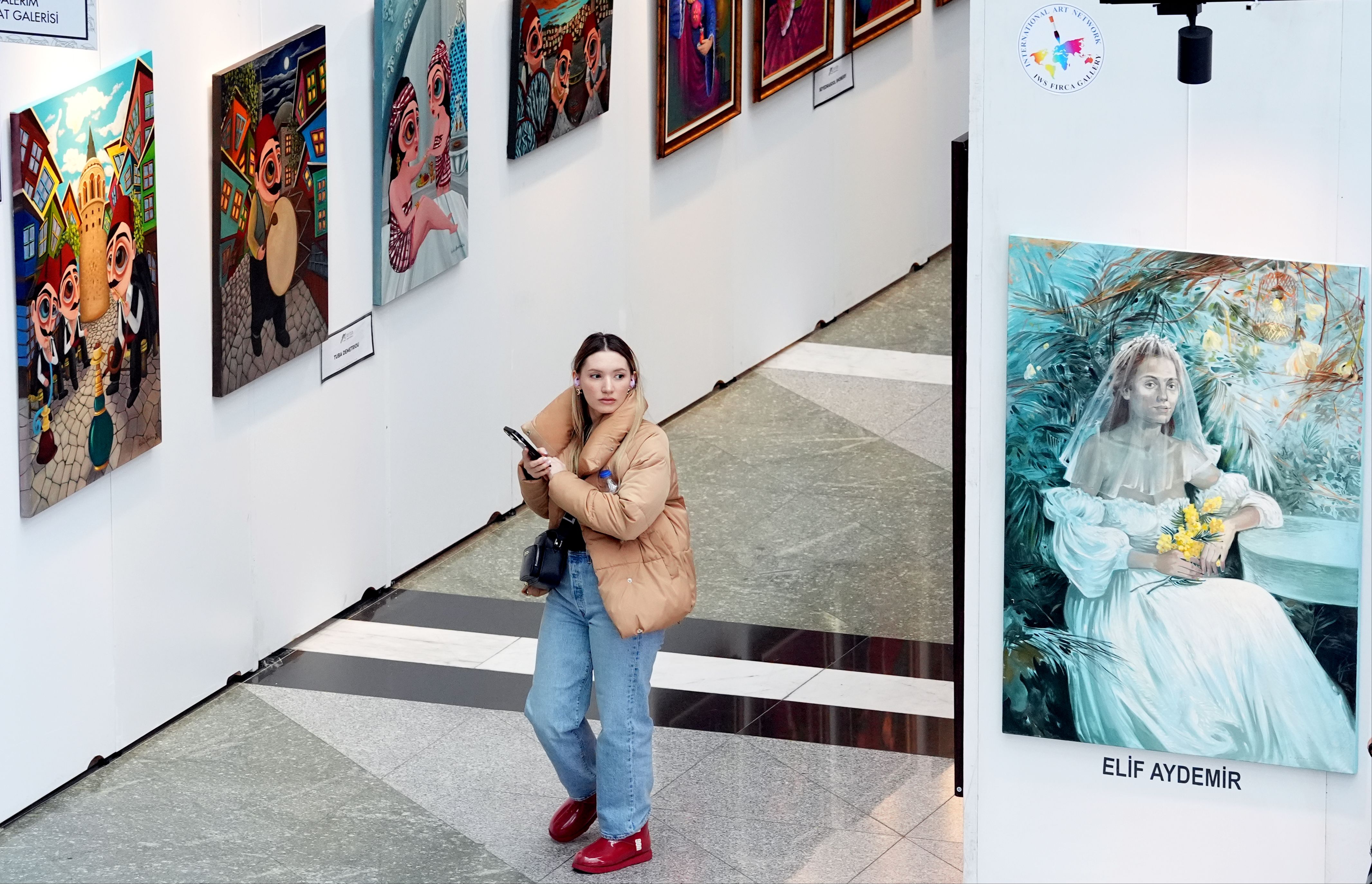 Ankaralılar çağdaş sanata ilgi göstermiyor mu? 10. Uluslararası Çağdaş Sanat Fuarı sanat meraklılarını bekliyor - 10. Resim