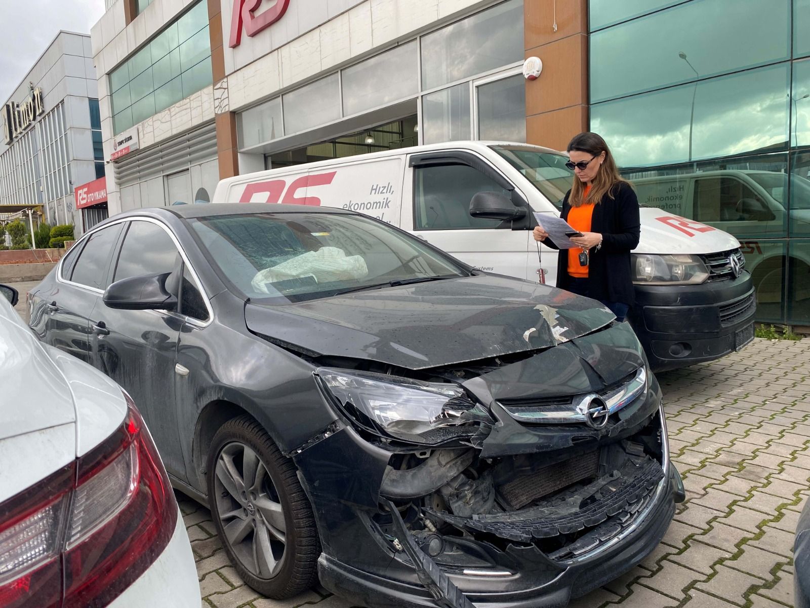 50 bin aracın hasar tespitini gerçekleştirdi! Kadın isterse “Sigorta Eksperi” de olur 50 bin aracın hasar tespitini gerçekleştirdi! Kadın isterse “Sigorta Eksperi” de olur - 2. Resim