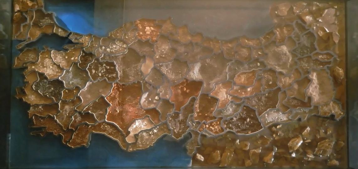 81 ilden alınan toprakla yapıldı, tam 3 ton ağırlığında! Cumhurbaşkanı Erdoğan'a hediye edildi - 2. Resim