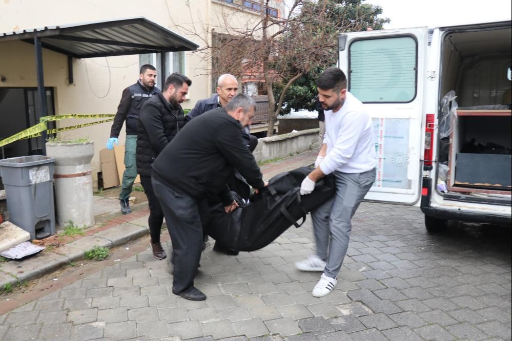 Bu acıya yürek dayanmaz! İşe gitmek için uyandı, anne ve kardeşinin cesedini buldu - 3. Resim