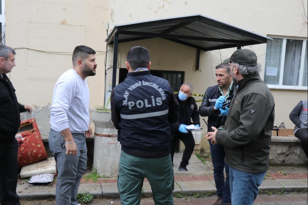 Bu acıya yürek dayanmaz! İşe gitmek için uyandı, anne ve kardeşinin cesedini buldu - 1. Resim