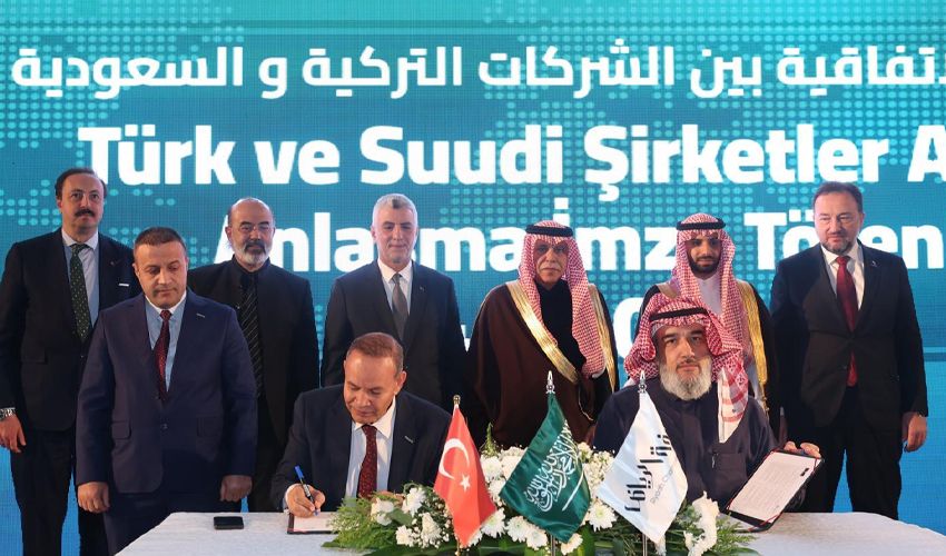 Luxera Gayrimenkul, Suudi Arabistan’da proje yapmak için Adwaa Alkhalil Group ile stratejik iş birliği anlaşması imzaladı Luxera Gayrimenkul, Suudi Arabistan’da proje yapmak için Adwaa Alkhalil Group ile stratejik iş birliği anlaşması imzaladı - 1. Resim