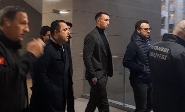 Seçil Erzan davasında son durum... Muslera ve Arda Turan mahkemede: Fatih Terim'i zora sokacak sözler - 1. Resim