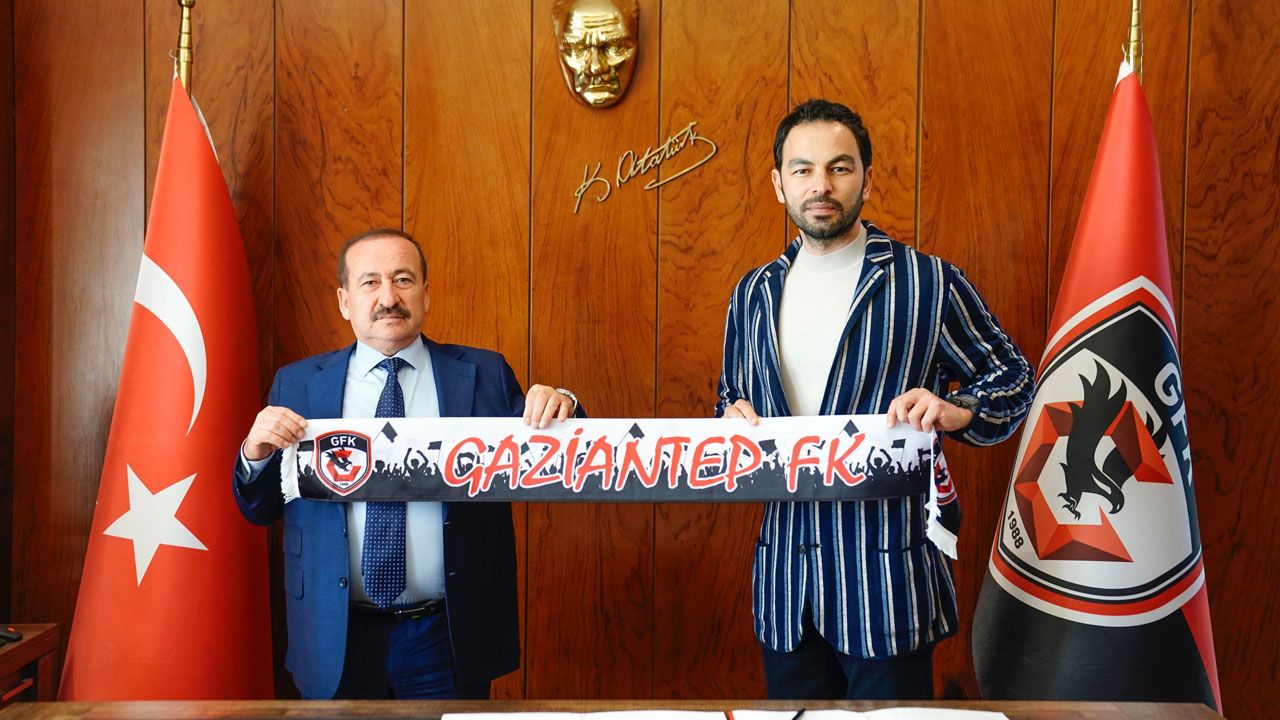 Selçuk İnan Süper Lig'e geri döndü! 1.5 yıllık resmi sözleşme imzalandı - 1. Resim