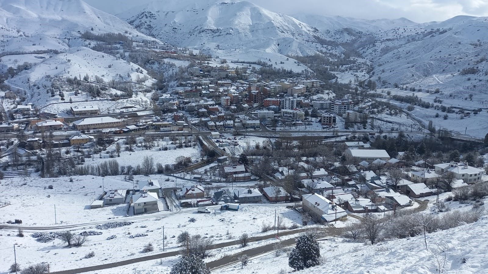 Bir şehir, iki farklı mevsim! Araları sadece 125 kilometre - 1. Resim