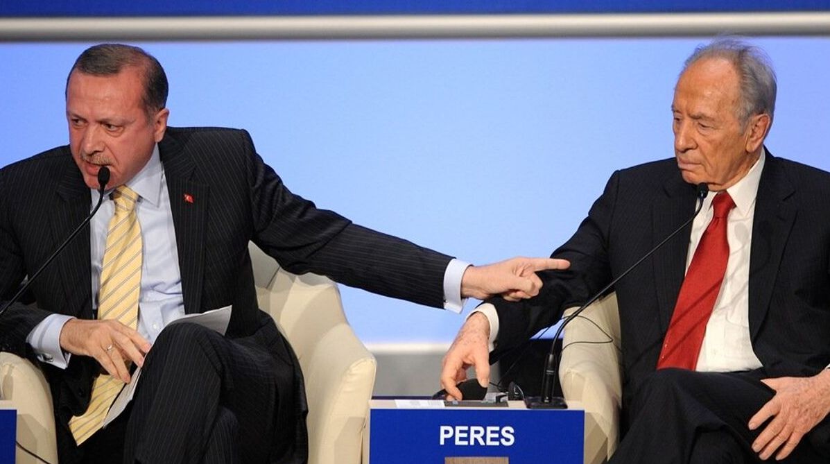 Cumhurbaşkanı Erdoğan, 15 sene öncesini hatırlattı: O gün neredeysem, bugün de oradayım - 1. Resim