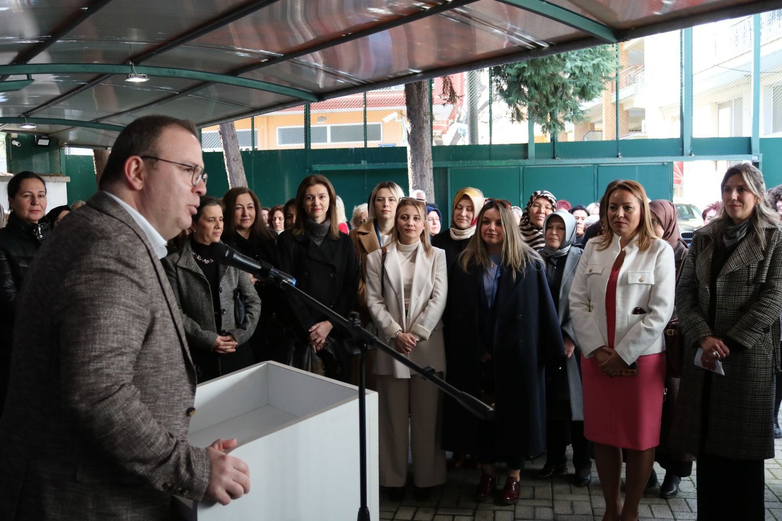 Gümülcine'deki Türk Başkonsolosu, Dünya Kadınlar Günü'nde kültürler arasında köprü kuruyor - 1. Resim