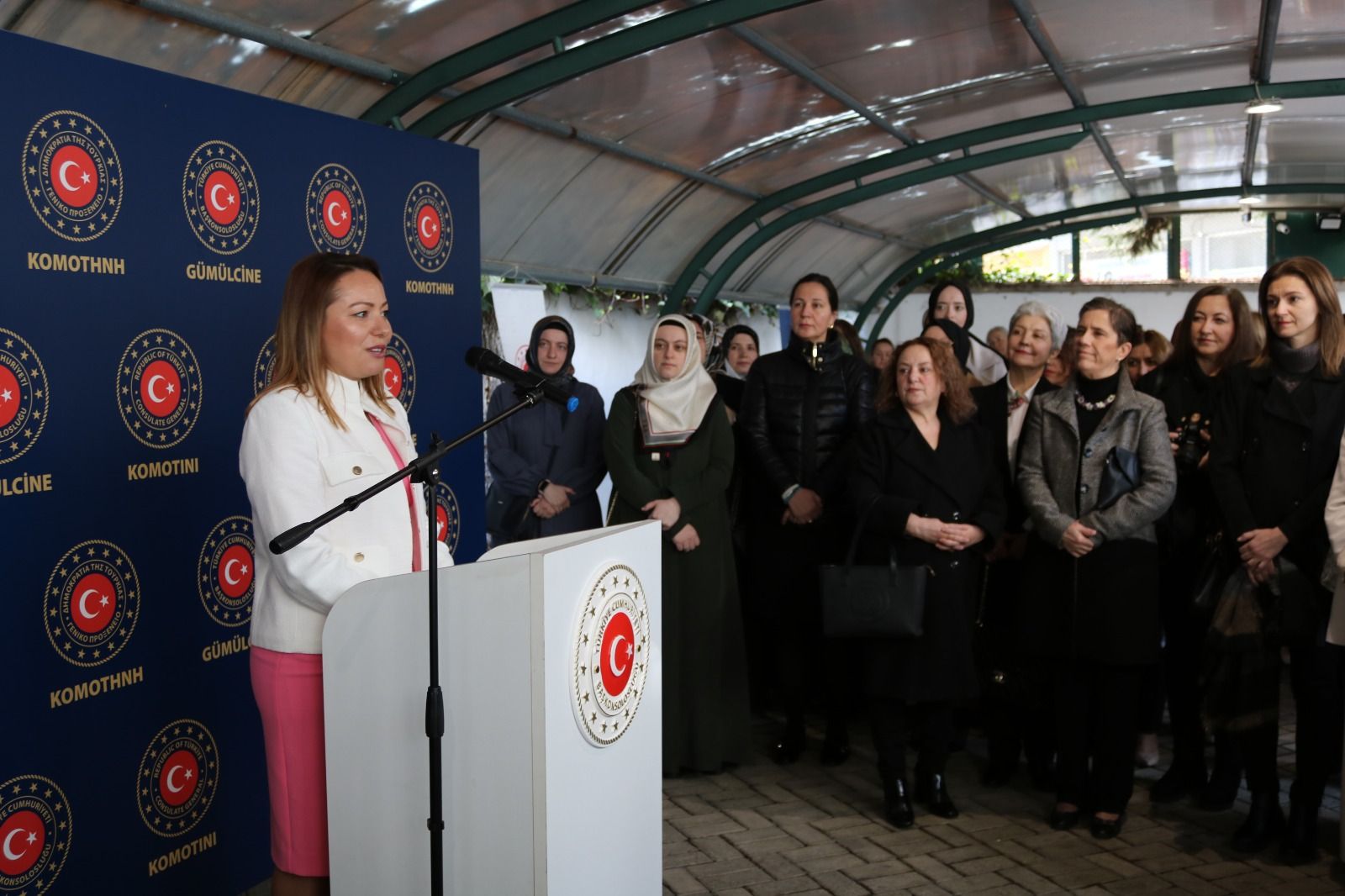 Gümülcine'deki Türk Başkonsolosu, Dünya Kadınlar Günü'nde kültürler arasında köprü kuruyor - 2. Resim