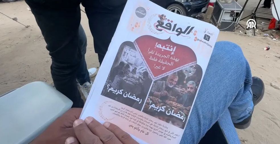 İsrail uçakları Gazze'ye bu kez 'fotoşoplu' broşür attı! Yine masumlarla alay ettiler - 2. Resim