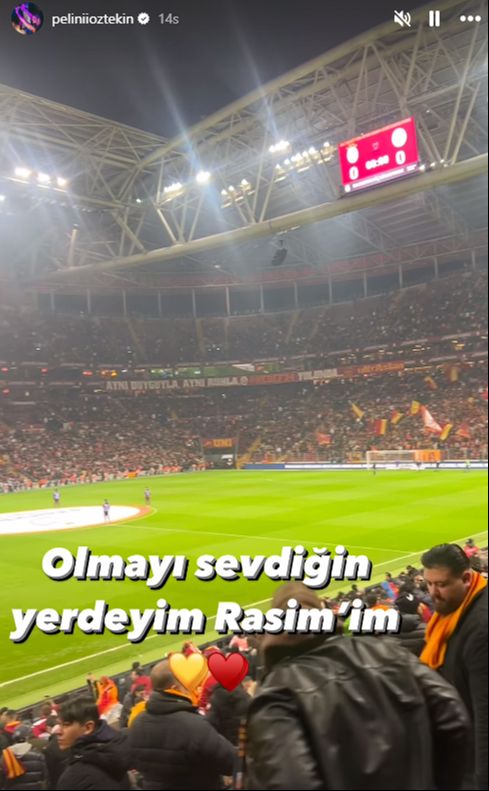 Üç yıl önce vefat eden Rasim Öztekin için anma gecesi: Kızı Pelin törene değil maça gitti - 2. Resim