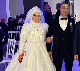 Antalya'da feci kaza! Bir ay önce evlenmişti, eşini görmek isterken can verdi Antalya'da feci kaza! Bir ay önce evlenmişti, eşini görmek isterken can verdi - 3. Resim