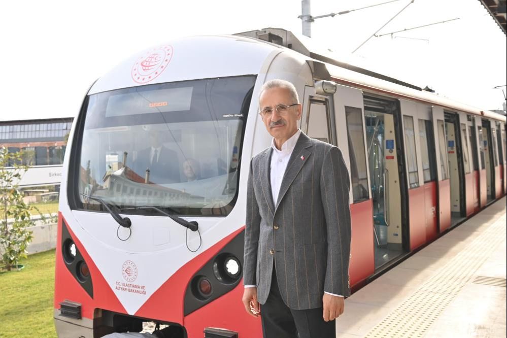 Cumhurbaşkanı Erdoğan a&ccedil;acak! Bakırk&ouml;y-Kirazlı metrosu bug&uuml;n hizmete giriyor - 1. Resim