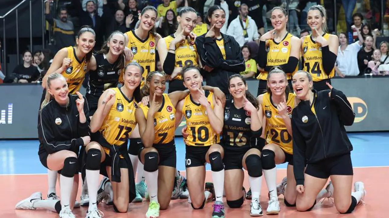 Eczacıbaşı-Vakıfbank maçı bugün saat 19.30'da başlayacak. - 3. Resim