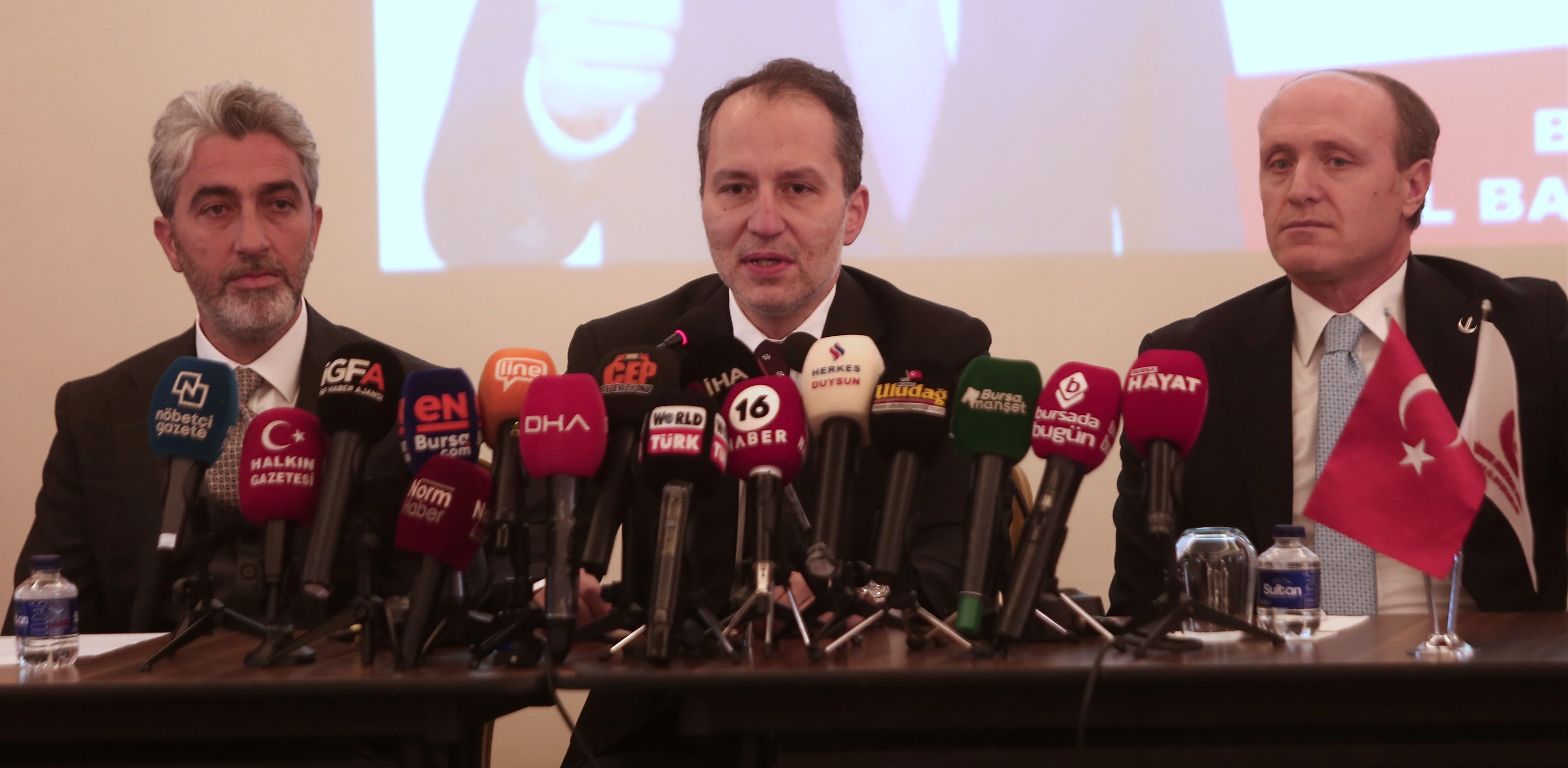 Fatih Erbakan hedefi büyüttü! Alacakları oy oranını açıkladı - 1. Resim