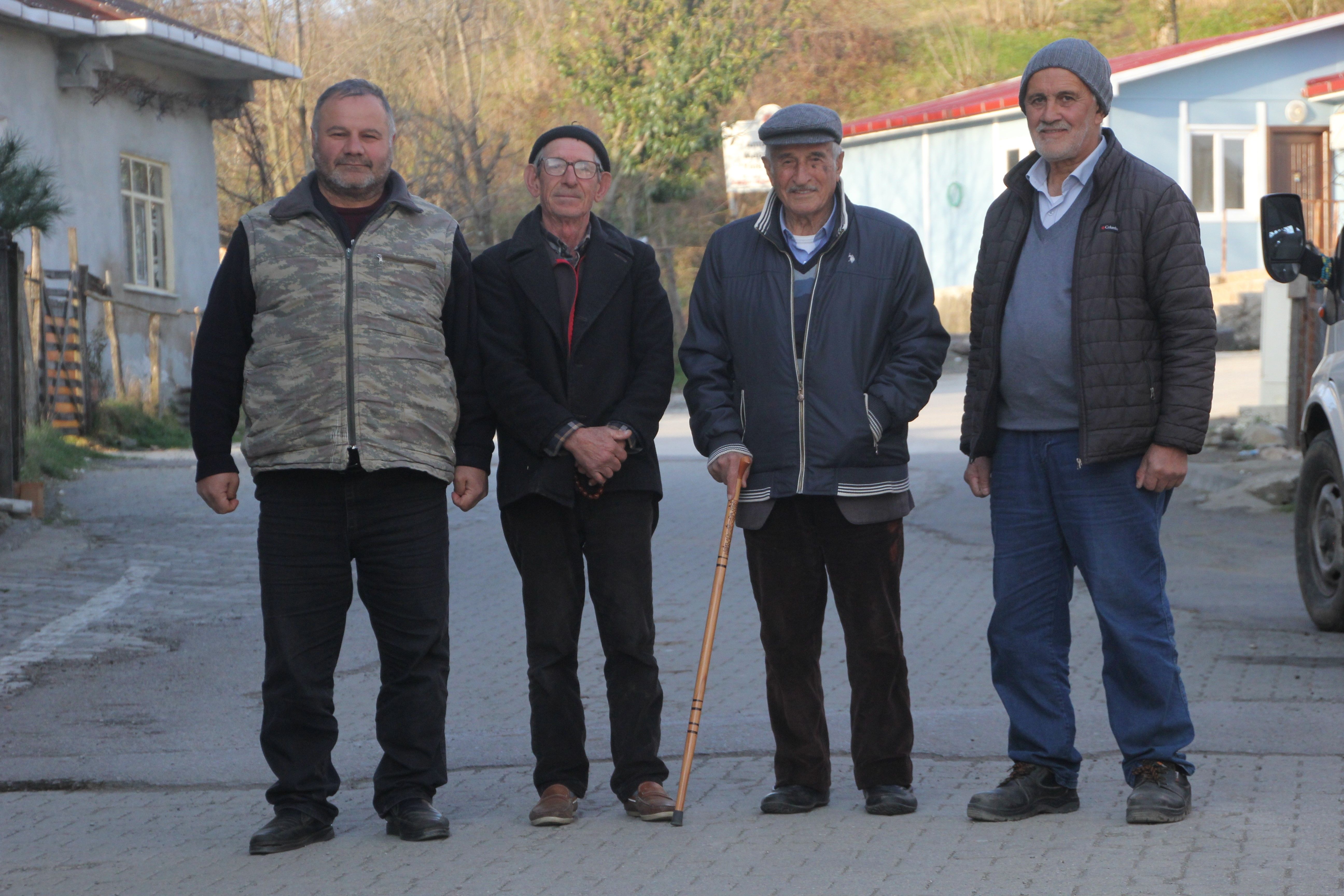 2 dakika farkla iftar açıyorlardı! Bir adımla il değiştiren mahalle sakinleri için yeni karar 2 dakika farkla iftar açıyorlardı! Bir adımla il değiştiren mahalle sakinleri için yeni karar - 2. Resim