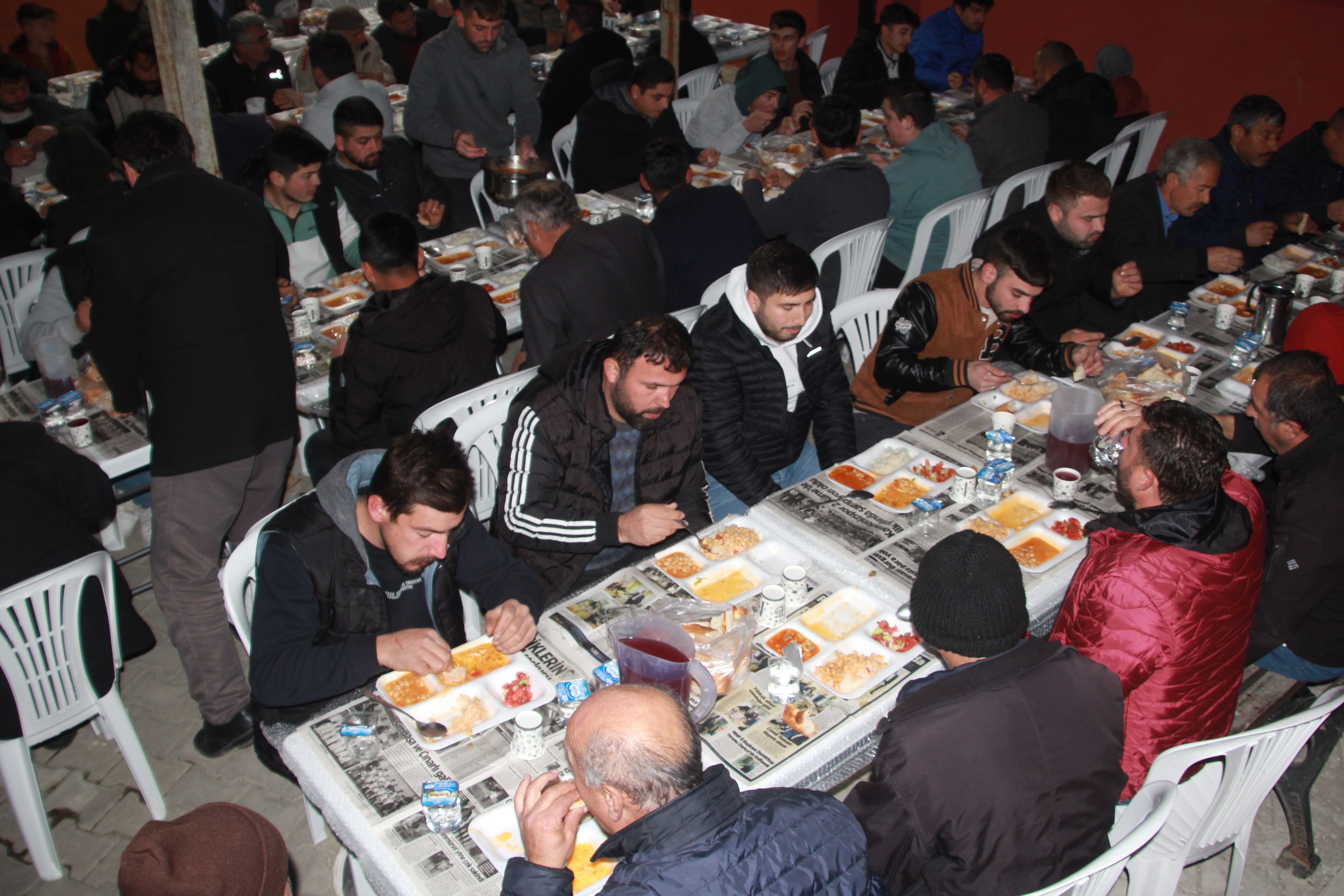 2 dakika farkla iftar açıyorlardı! Bir adımla il değiştiren mahalle sakinleri için yeni karar 2 dakika farkla iftar açıyorlardı! Bir adımla il değiştiren mahalle sakinleri için yeni karar - 4. Resim