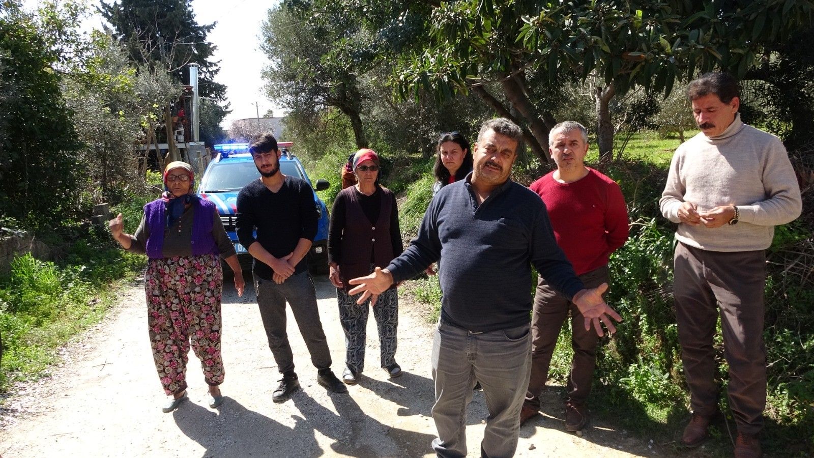 Esrarengiz patlamalar mahalleliyi de muhtarı da isyan ettirdi! 'Köylülerim ayaklanmadan ne olur evi boşaltın' - 2. Resim