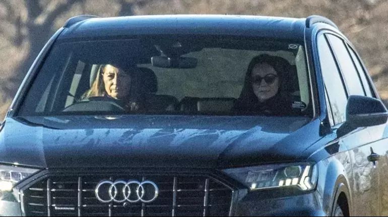 Galler Prensesi Kate Middleton'ın son fotoğrafı gündeme damga vurdu! Herkes onu konuştu... Galler Prensesi Kate Middleton'ın son fotoğrafı gündeme damga vurdu! Herkes onu konuştu... - 4. Resim