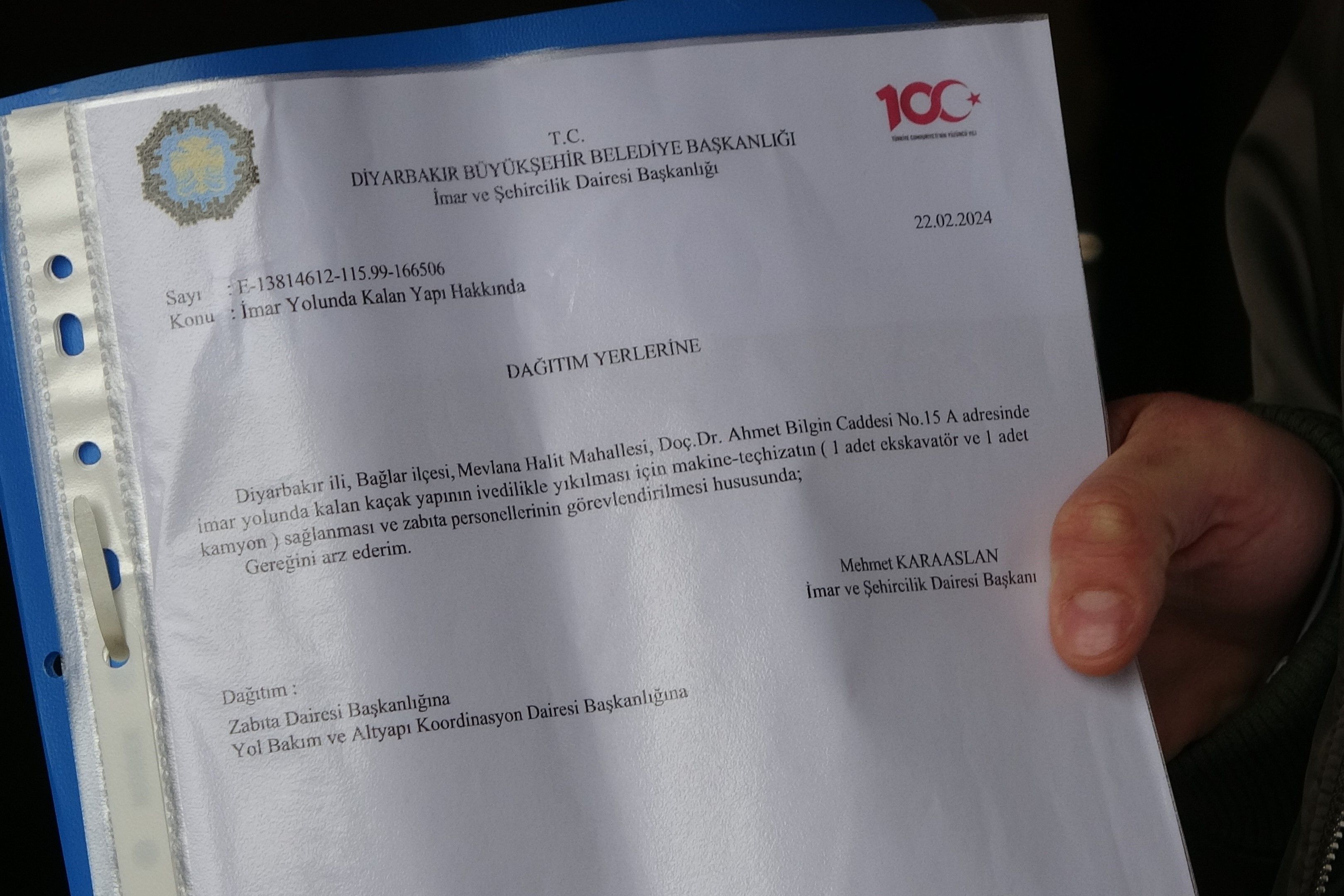 Ne itfaiye ne de ambulans ne de oturanlar girebiliyor... Diyarbakır'da herkesi hayrete düşüren bina Ne itfaiye ne de ambulans ne de oturanlar girebiliyor... Diyarbakır'da herkesi hayrete düşüren bina - 2. Resim