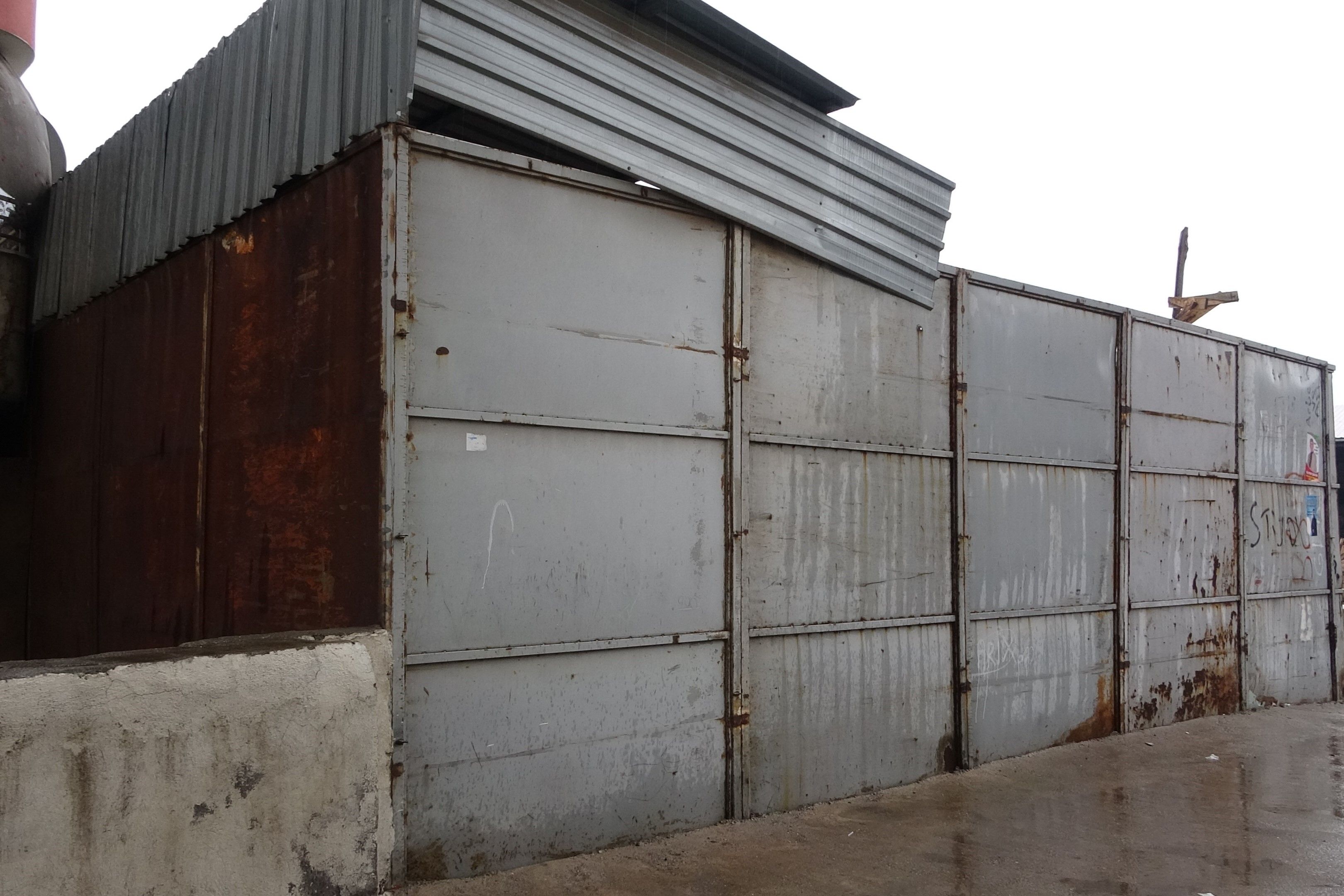 Ne itfaiye ne de ambulans ne de oturanlar girebiliyor... Diyarbakır'da herkesi hayrete düşüren bina Ne itfaiye ne de ambulans ne de oturanlar girebiliyor... Diyarbakır'da herkesi hayrete düşüren bina - 6. Resim