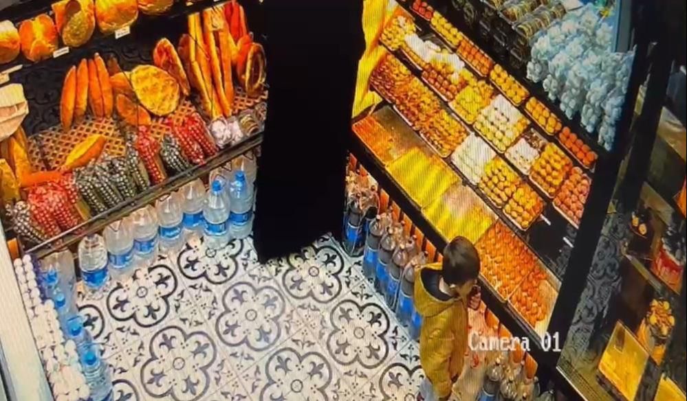 Nefes borusuna şeker ka&ccedil;an &ccedil;ocuğu fırıncı kurtardı! - 1. Resim